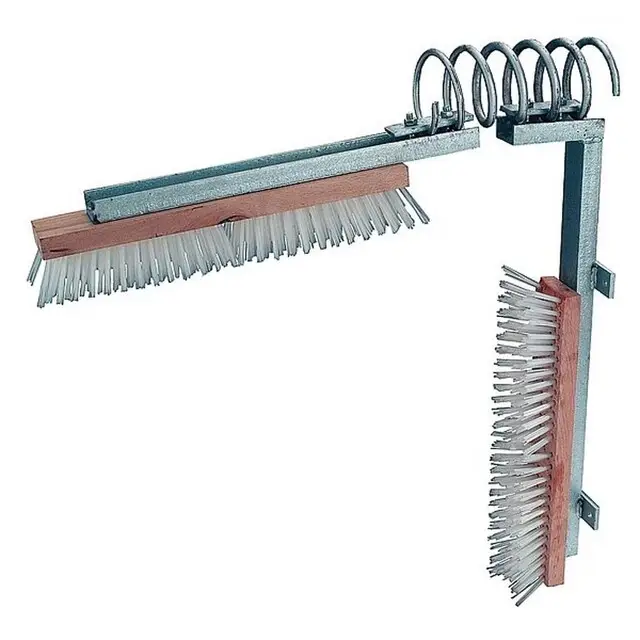 De Boer Mechanische Koeborstelgarnituur met Houten Borstels Express Levering