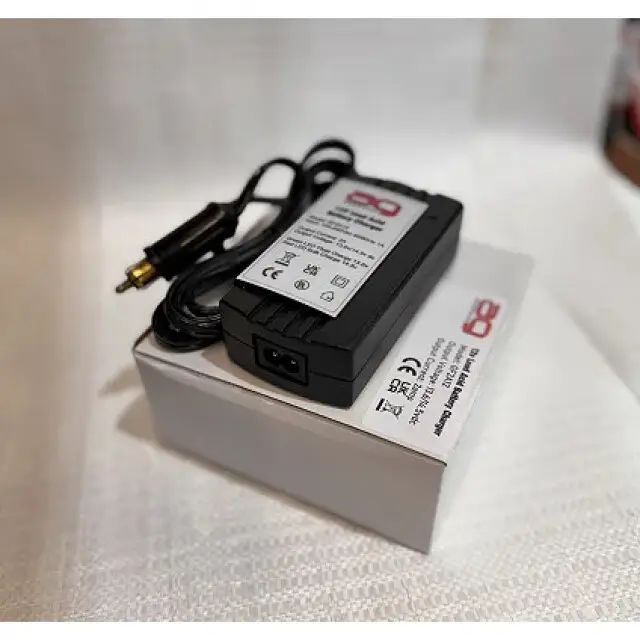 Actieprijs AG Maxi / Mini-oplader